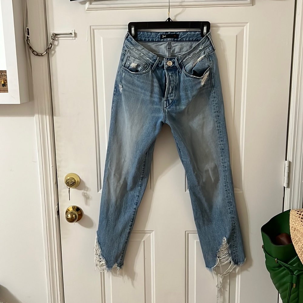 Amazing 3x1 frayed jeans! Size 25